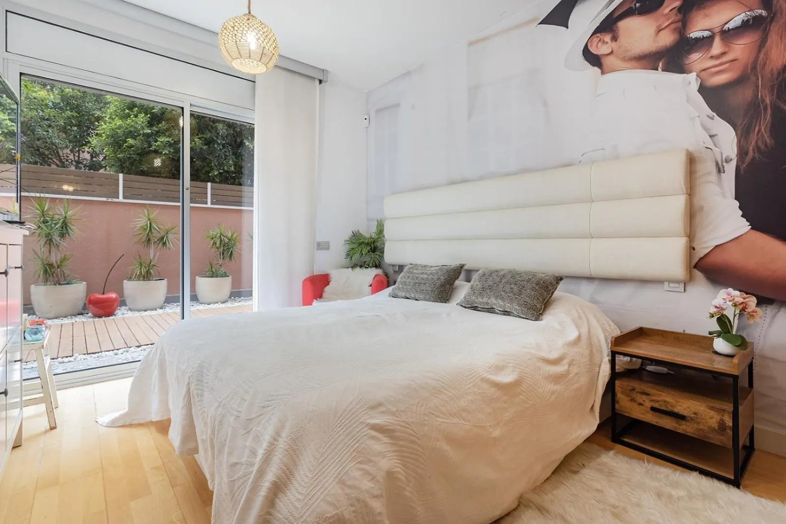 Pool Luxury 2 Bedrooms - 2 Terraces - Parking - Long Term Barcelona Apartment